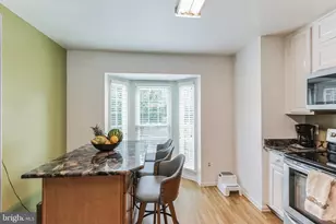 25 Morning Breeze Ct, Silver Spring, MD 20904 - Photo 16
