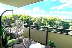 5225 Pooks Hill Rd, Bethesda, MD 20814 - Photo 34