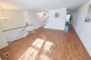 4 Narrowleaf Ct, Gaithersburg, MD 20878 - Photo 4