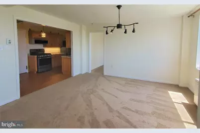 10201 Grosvenor Place #901, Rockville, MD 20852 - Photo 6