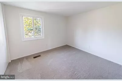 19109 Capehart Drive, Montgomery Village, MD 20886 - Photo 12