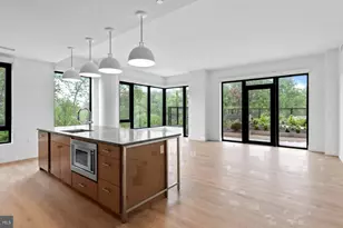 10511 Strathmore Hall St, North Bethesda, MD 20852 - Photo 4