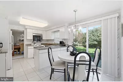 1921 S Fallsmead Way, Potomac, MD 20854 - Photo 10
