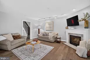 5908 Maplewood Park Pl, Bethesda, MD 20814 - Photo 14