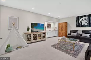 5908 Maplewood Park Pl, Bethesda, MD 20814 - Photo 46