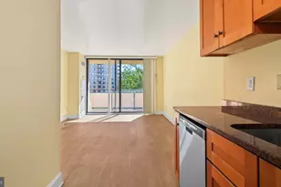 [Address not provided], Bethesda, MD 20814 - Photo 4