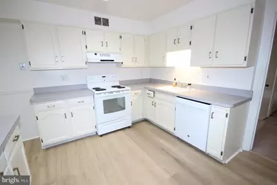 19125 Rhodes Way, Montgomery Village, MD 20886 - Photo 10