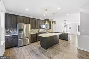 13264 Dowdens Ridge Dr, Clarksburg, MD 20871 - Photo 14