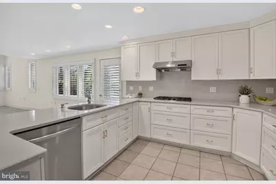 10701 Clermont Avenue, Garrett Park, MD 20896 - Photo 22