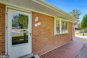 6 Kerwood Ct, Silver Spring, MD 20904 - Photo 4