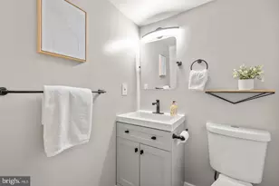 2302 Sun Valley Cir, Silver Spring, MD 20906 - Photo 12