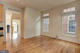 311 Oak Knoll Terrace, Rockville, MD 20850 - Photo 10