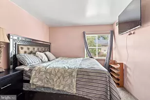18816 Walkers Choice Rd, Montgomery Village, MD 20886 - Photo 14