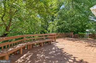 2512 Locustwood Pl, Silver Spring, MD 20905 - Photo 4