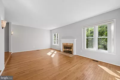 8 Grace Church Court, Silver Spring, MD 20910 - Photo 10