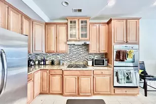 327 Community Center Ave, Gaithersburg, MD 20878 - Photo 12