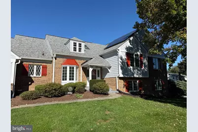 7201 Deer Lake Lane, Derwood, MD 20855 - Photo 4