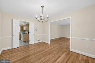 8507 Victory Ln, Potomac, MD 20854 - Photo 4
