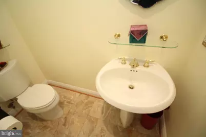 8517 Halston Way, Bethesda, MD 20814 - Photo 10