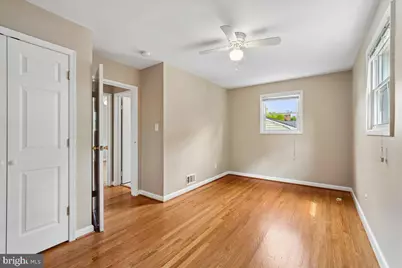 11705 Ashley Drive, North Bethesda, MD 20852 - Photo 10