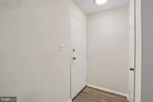 12405 Braxfield Ct, Rockville, MD 20852 - Photo 2