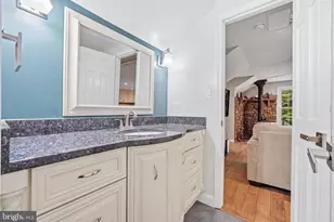 25135 Hickory Ridge Ln, Gaithersburg, MD 20882 - Photo 30
