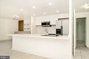 9701 Fields Rd, Gaithersburg, MD 20878 - Photo 18