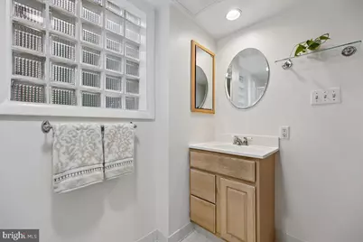 10525 Kinloch Road, Silver Spring, MD 20903 - Photo 32