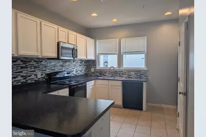 22465 Glenbow Way #2102, Clarksburg, MD 20871 - Photo 6