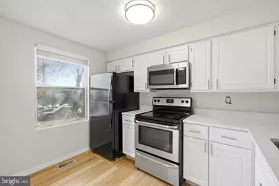 18916 Port Haven Place, Germantown, MD 20874 - Photo 4