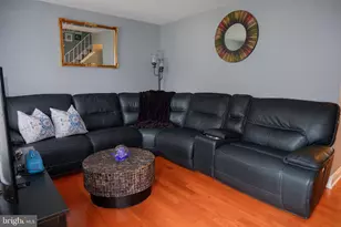 17753 Larchmont Terrace, Gaithersburg, MD 20877 - Photo 2