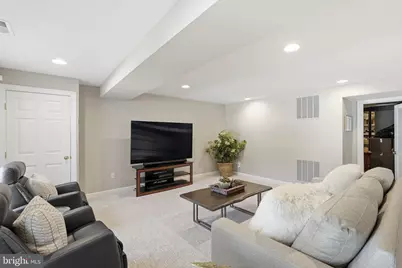 934 Rockborn Street, Gaithersburg, MD 20878 - Photo 40