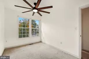 20323 Cedarhurst Way, Germantown, MD 20876 - Photo 32