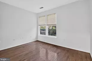 110 Chevy Chase St, Gaithersburg, MD 20878 - Photo 20