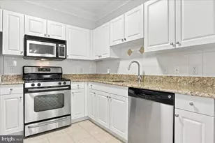 16 Granite Pl, Gaithersburg, MD 20878 - Photo 14