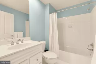 10400 Strathmore Park Ct, North Bethesda, MD 20852 - Photo 40
