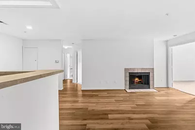 9900 Boysenberry Way #270-6, Gaithersburg, MD 20879 - Photo 4