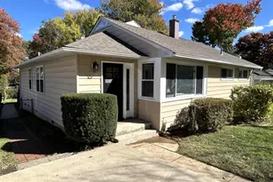 1306 Crawford Dr, Rockville, MD 20851 - Photo 2