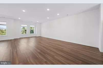 16142 Frederick Road #24, Rockville, MD 20850 - Photo 18