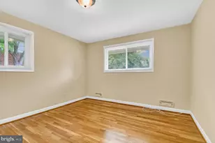 10228 Farnham Dr, Bethesda, MD 20814 - Photo 20