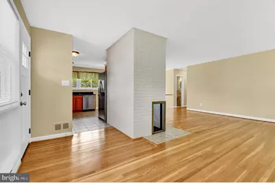 10228 Farnham Drive, Bethesda, MD 20814 - Photo 12