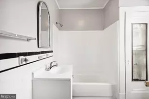 7503 Princeton Ave, College Park, MD 20740 - Photo 12