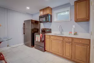 7910 Livingston Rd, Oxon Hill, MD 20745 - Photo 38