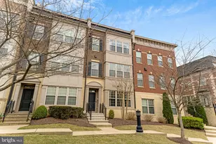 514 Overlook Park Dr, National Harbor, MD 20745 - Photo 2