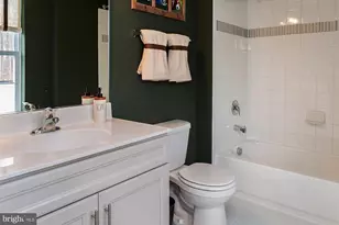 15719 Henrietta Dr, Accokeek, MD 20607 - Photo 8