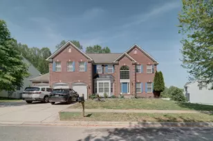 13710 Pine Needle Ct, Upper Marlboro, MD 20774 - Photo 4