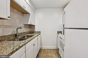 507 Wilson Bridge Dr, Oxon Hill, MD 20745 - Photo 8