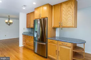 7913 Kara Ct, Greenbelt, MD 20770 - Photo 8