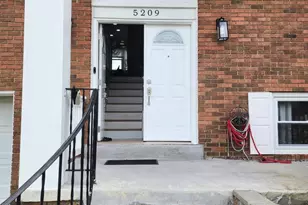 5209 Sumter Ct, Clinton, MD 20735 - Photo 2