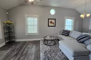 5711 J St, Fairmount Heights, MD 20743 - Photo 4